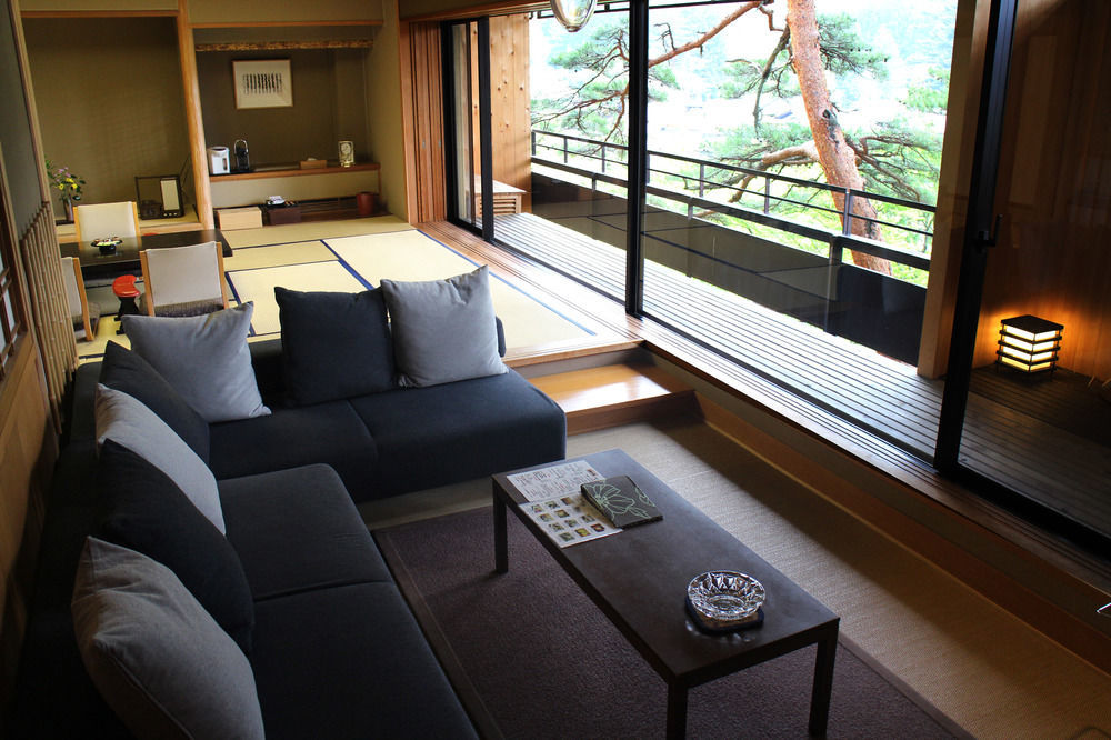 Sekizenkan Kashotei Sanso Hotel Nakanojo Exterior photo