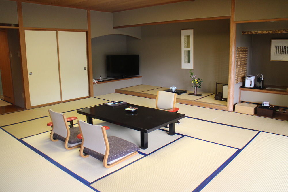 Sekizenkan Kashotei Sanso Nakanojo Exterior photo